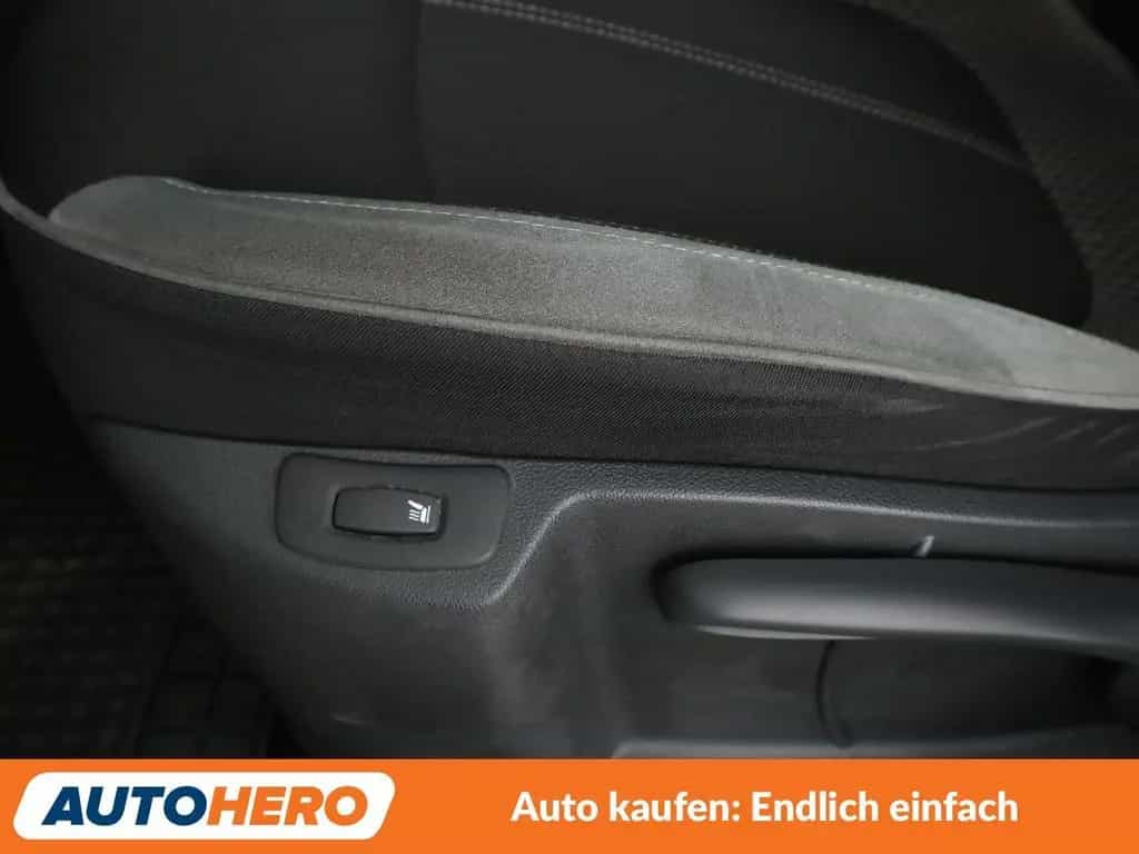 Renault Captur 1.2 TCe Energy BOSE Edition Aut.*NAVI*LED 08/2018-photo-30