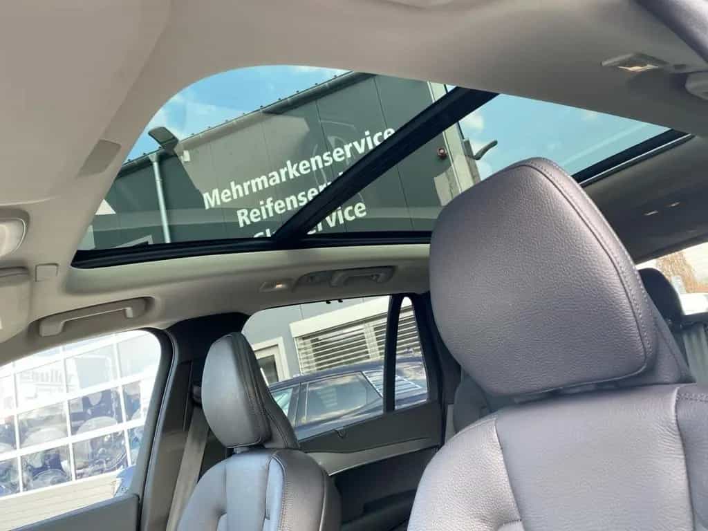 Volvo XC90 Plus Bright AWD 7-Sitzer El. Panodach Navi 03/2023-photo-13