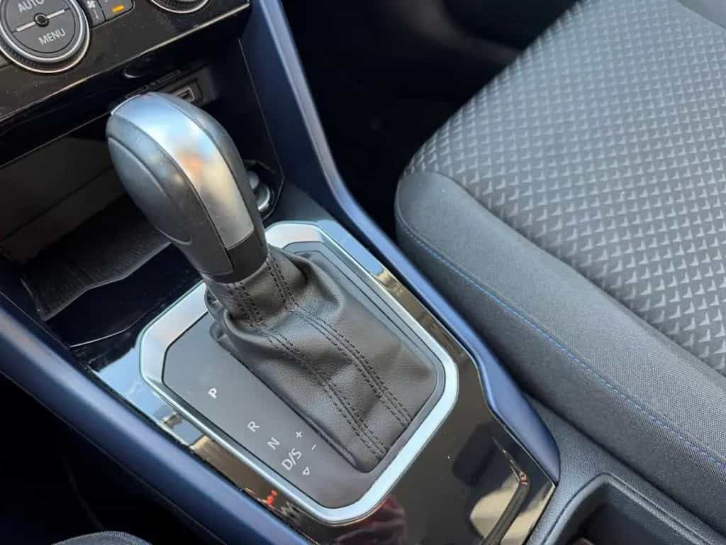 Volkswagen T-Roc United R line Sportpaket Navi LED Dyn. Kur 10/2020-photo-17