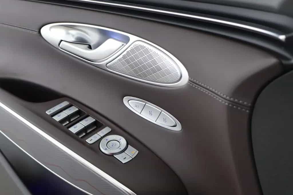 Genesis GV70 2.5T AWD Luxury Leder Velvet Burgundy 05/2023-photo-8