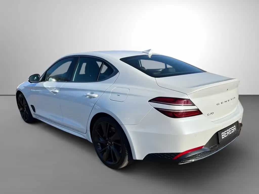 Genesis G70 2.2 D Sport AWD Sitzklima Kamera LED Memory 11/2024-photo-4