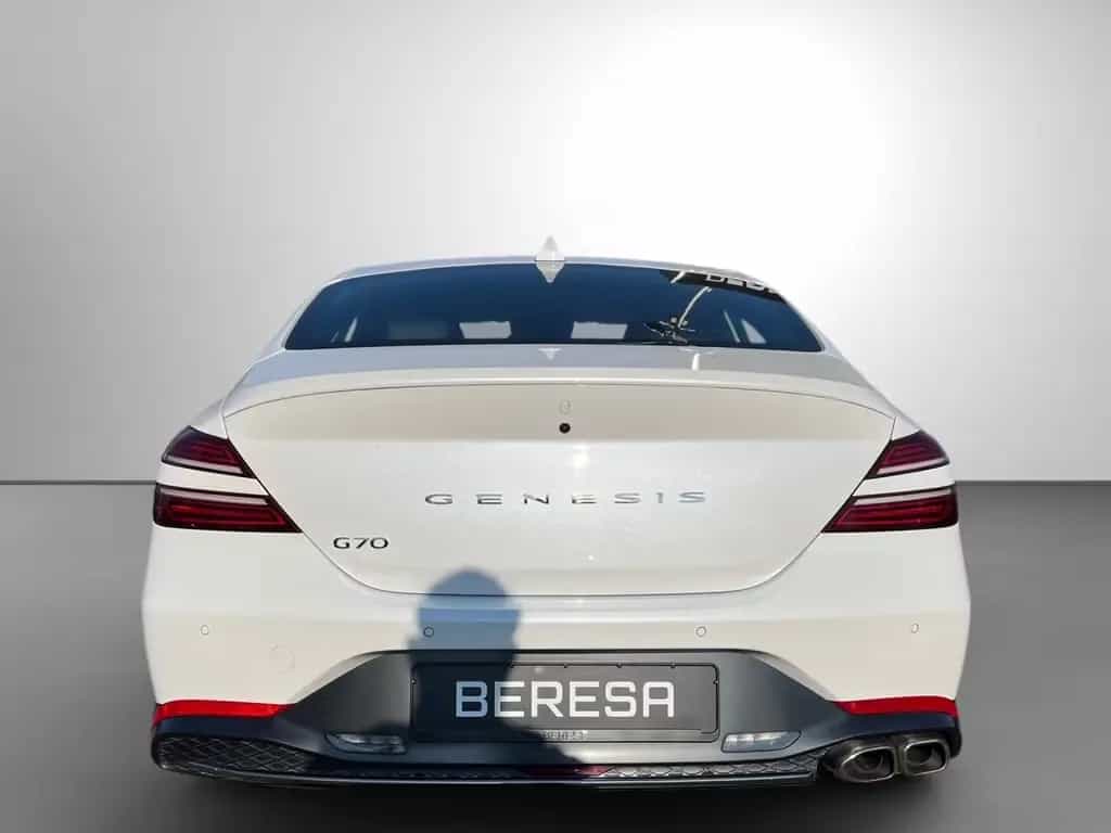 Genesis G70 2.2 D Sport AWD Sitzklima Kamera LED Memory 11/2024-photo-6