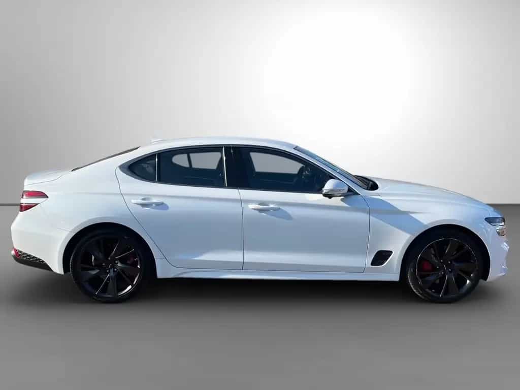 Genesis G70 2.2 D Sport AWD Sitzklima Kamera LED Memory 11/2024-photo-8