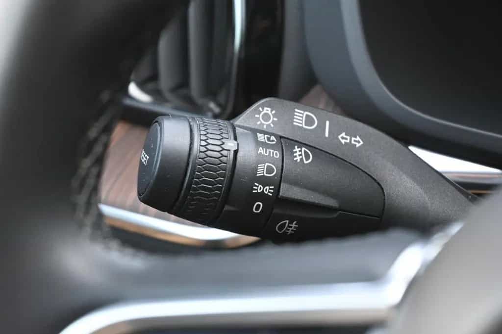 Volvo XC60 B4 Plus Bright*LED*Google*STHZ*NAVI 02/2023-photo-17