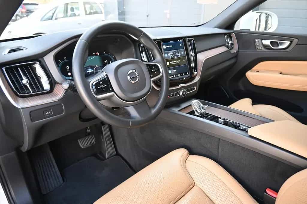 Volvo XC60 B4 Plus Bright*LED*Google*STHZ*NAVI 02/2023-photo-7