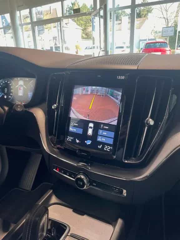 Volvo XC60 B4 RDesign AWD Pano Headup Cam AHK 07/2020-photo-30