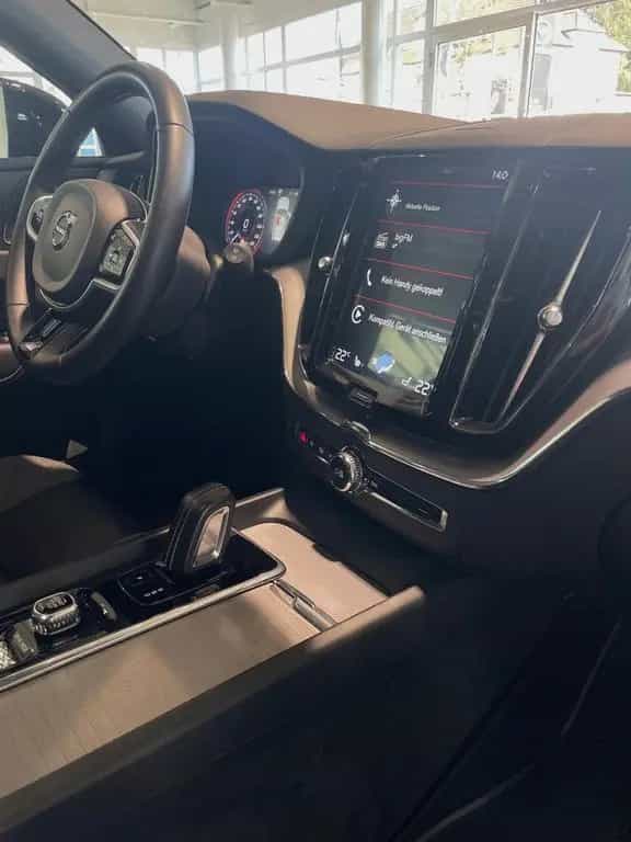 Volvo XC60 B4 RDesign AWD Pano Headup Cam AHK 07/2020-photo-36