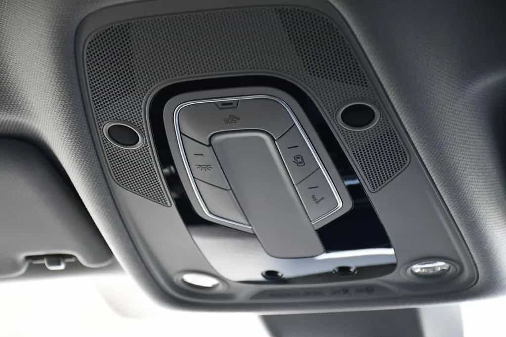 Audi A4 Avant sport Aut. S-Line MMI Virtual Akustik 08/2018-photo-26