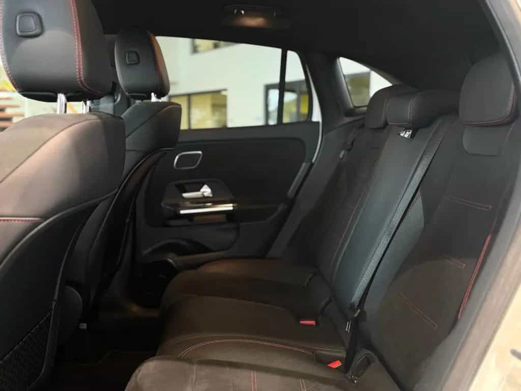 Mercedes-Benz GLA-Class 250 *AMG-Line*Night*Burmester* 04/2021-photo-17