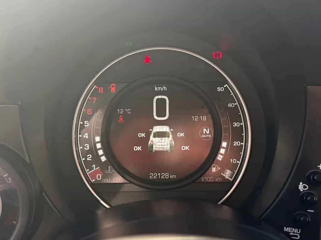 Abarth 695 Competizione /CARBON-SITZE/CARBON/BEATS 09/2023-photo-17