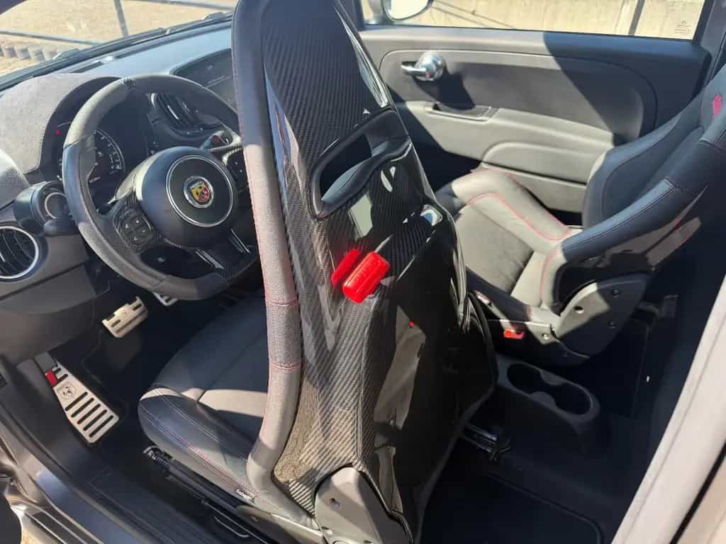 Abarth 695 Competizione /CARBON-SITZE/CARBON/BEATS 09/2023-photo-26