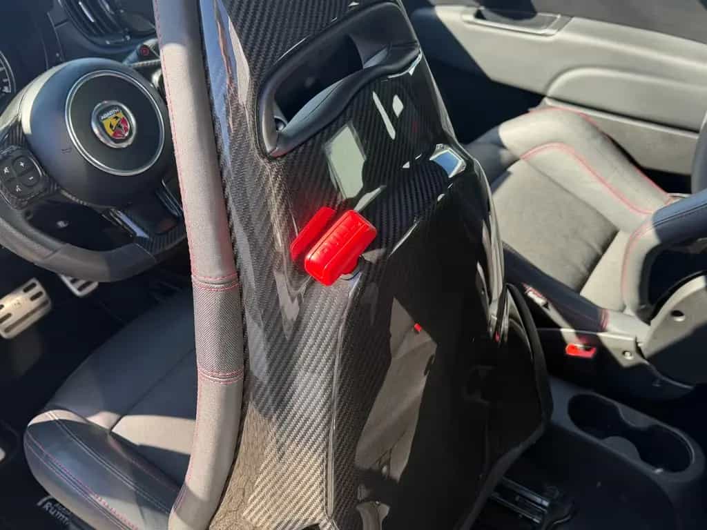 Abarth 695 Competizione /CARBON-SITZE/CARBON/BEATS 09/2023-photo-27