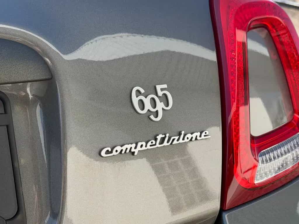 Abarth 695 Competizione /CARBON-SITZE/CARBON/BEATS 09/2023-photo-30