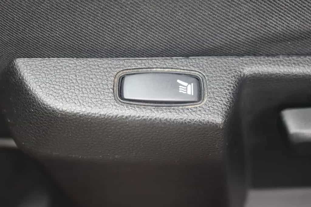 Dacia Duster II Prestige*1.HAND*NAVI*KAMERA*SHZ*TEMP. 10/2018-photo-16