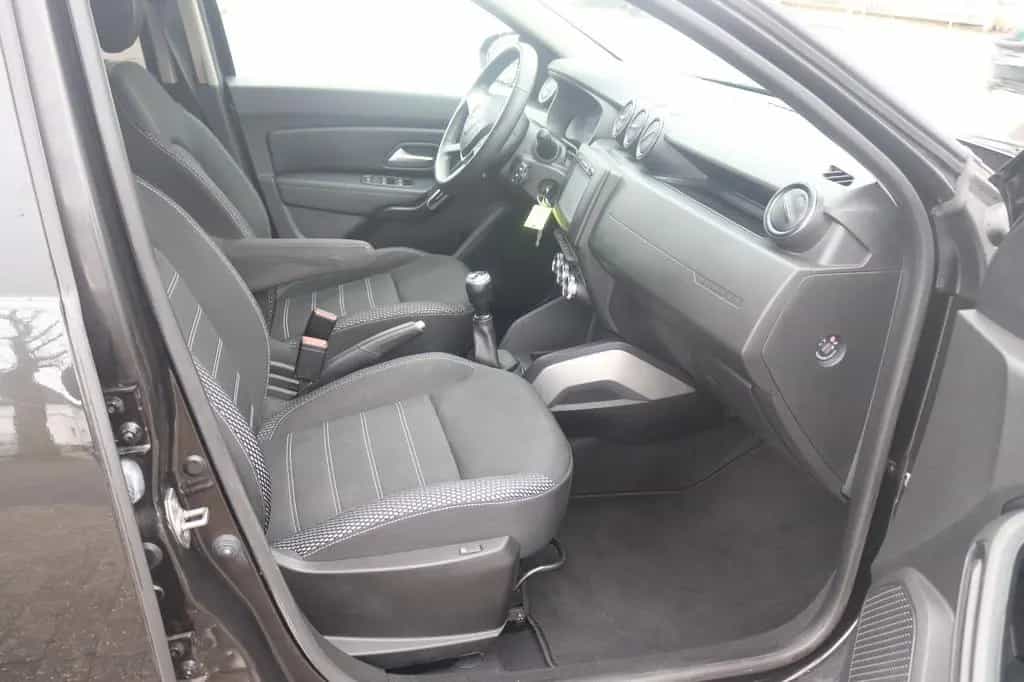 Dacia Duster II Prestige*1.HAND*NAVI*KAMERA*SHZ*TEMP. 10/2018-photo-19