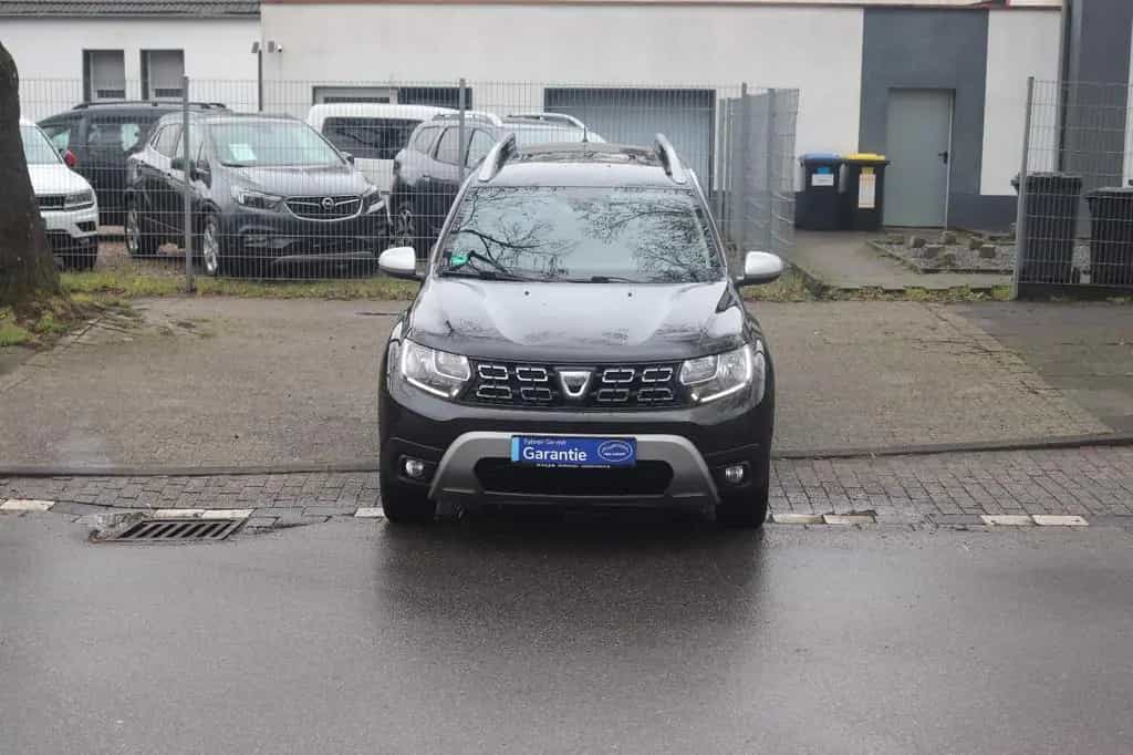 Dacia Duster II Prestige*1.HAND*NAVI*KAMERA*SHZ*TEMP. 10/2018-photo-2