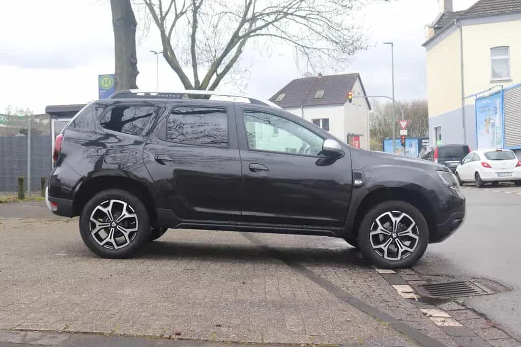 Dacia Duster II Prestige*1.HAND*NAVI*KAMERA*SHZ*TEMP. 10/2018-photo-5