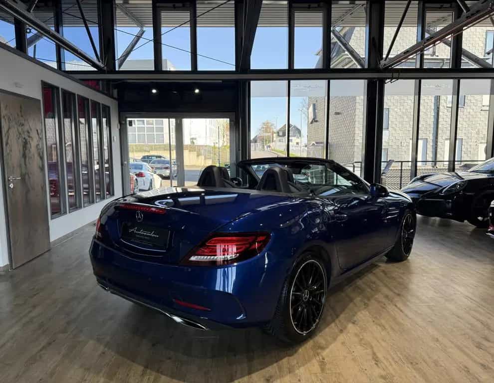 Mercedes-Benz SLC-Class 180 AMG Line*LEDER*AIRSCARF*NAVI*LED*PANOR. 04/2016-photo-9