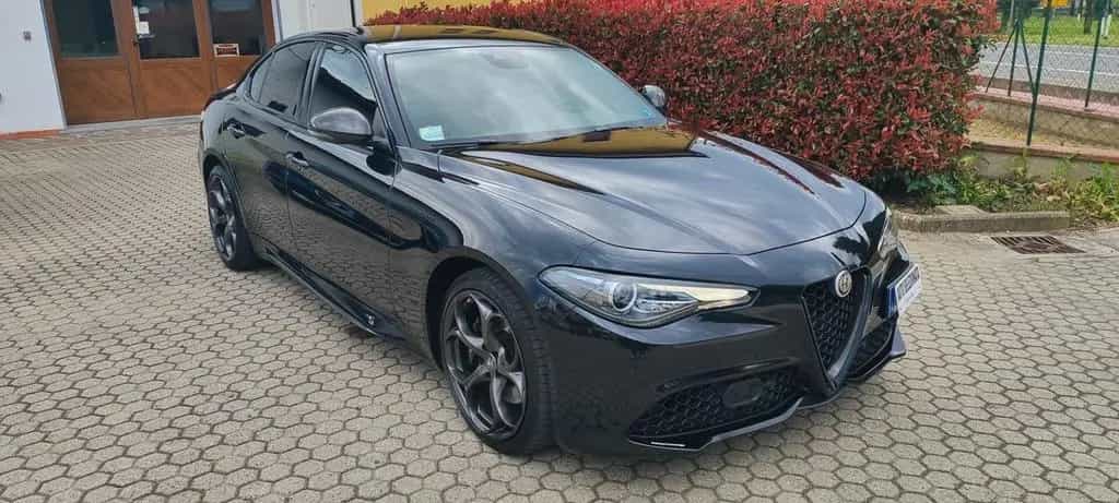 Other Other Alfa Romeo Giulia 2.2 Turbodiesel 210 CV AT8 AWD 12/2022-photo-2
