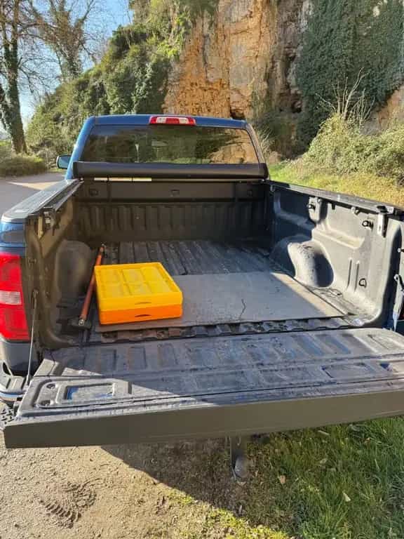 GMC Sierra 1500 SLE Z71 4x4 6 Sitzer AHK 2m Bed 07/2017-photo-11