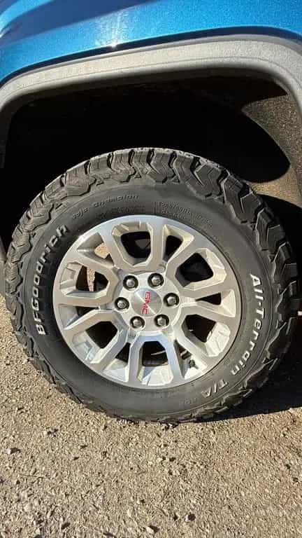 GMC Sierra 1500 SLE Z71 4x4 6 Sitzer AHK 2m Bed 07/2017-photo-31