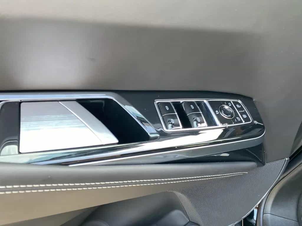 Cadillac Escalade ESV 4WD Platinum Sport MY26 VOLL null-photo-17