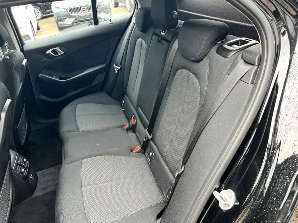 BMW 118 i Advantage *LED Navi PDC v+h Klima DAB* 10/2022-photo-12