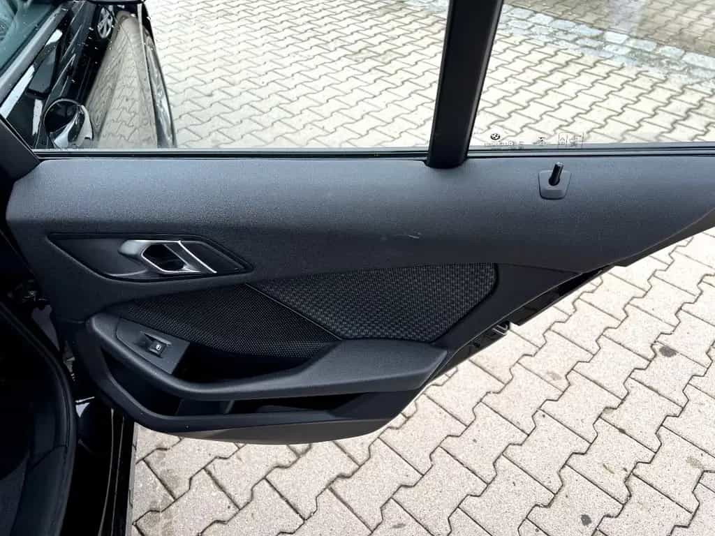 BMW 118 i Advantage *LED Navi PDC v+h Klima DAB* 10/2022-photo-13