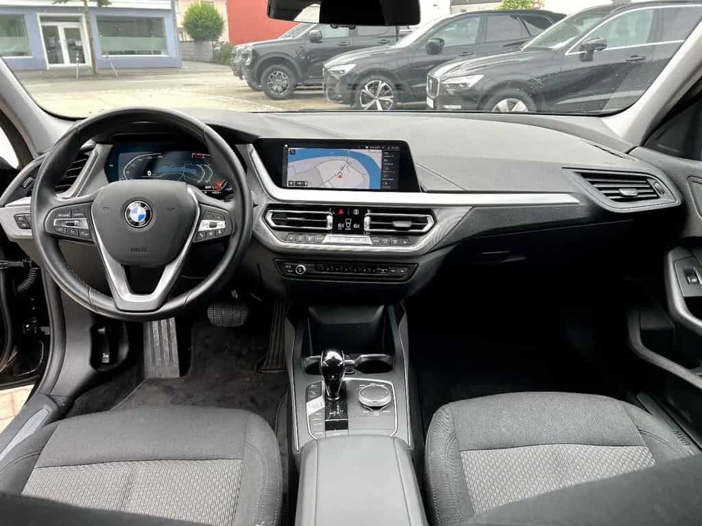 BMW 118 i Advantage *LED Navi PDC v+h Klima DAB* 10/2022-photo-17