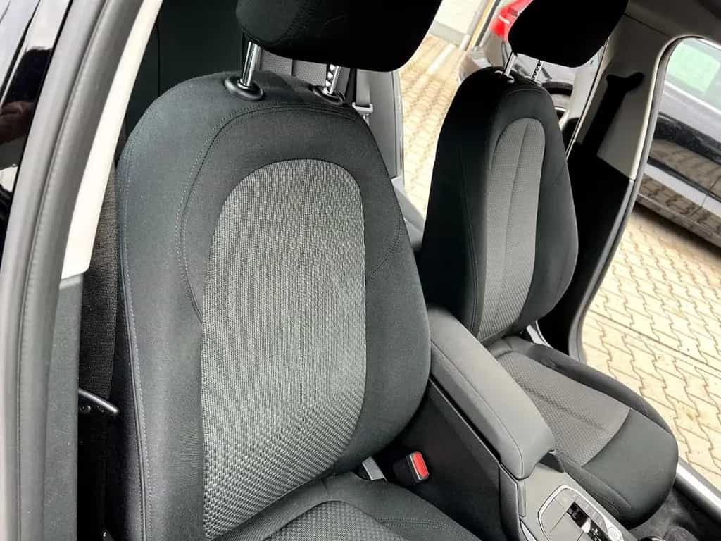 BMW 118 i Advantage *LED Navi PDC v+h Klima DAB* 10/2022-photo-21