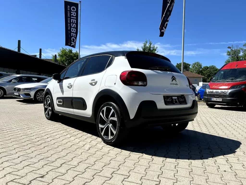 Citroën C3 1.2 PureTech 110 Shine Pack *LED Navi Sitzh.* 01/2022-photo-1
