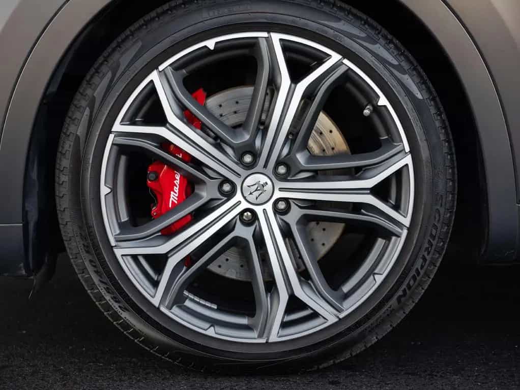 Maserati Levante SQ4 VULCANO  ONE OF 150  - LIMITED EDITI 06/2019-photo-11