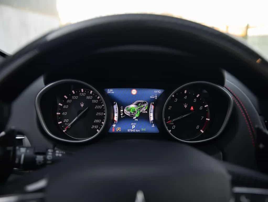 Maserati Levante SQ4 VULCANO  ONE OF 150  - LIMITED EDITI 06/2019-photo-37