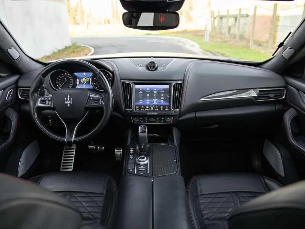Maserati Levante SQ4 VULCANO  ONE OF 150  - LIMITED EDITI 06/2019-photo-38