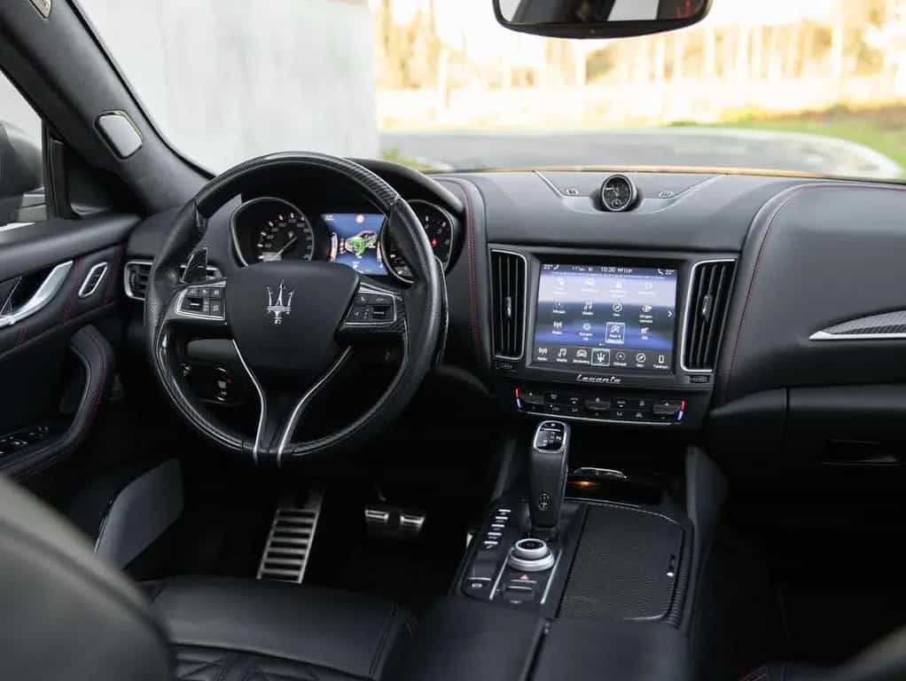 Maserati Levante SQ4 VULCANO  ONE OF 150  - LIMITED EDITI 06/2019-photo-45