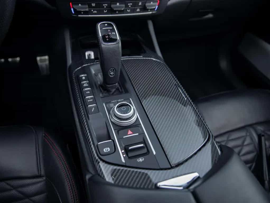 Maserati Levante SQ4 VULCANO  ONE OF 150  - LIMITED EDITI 06/2019-photo-47