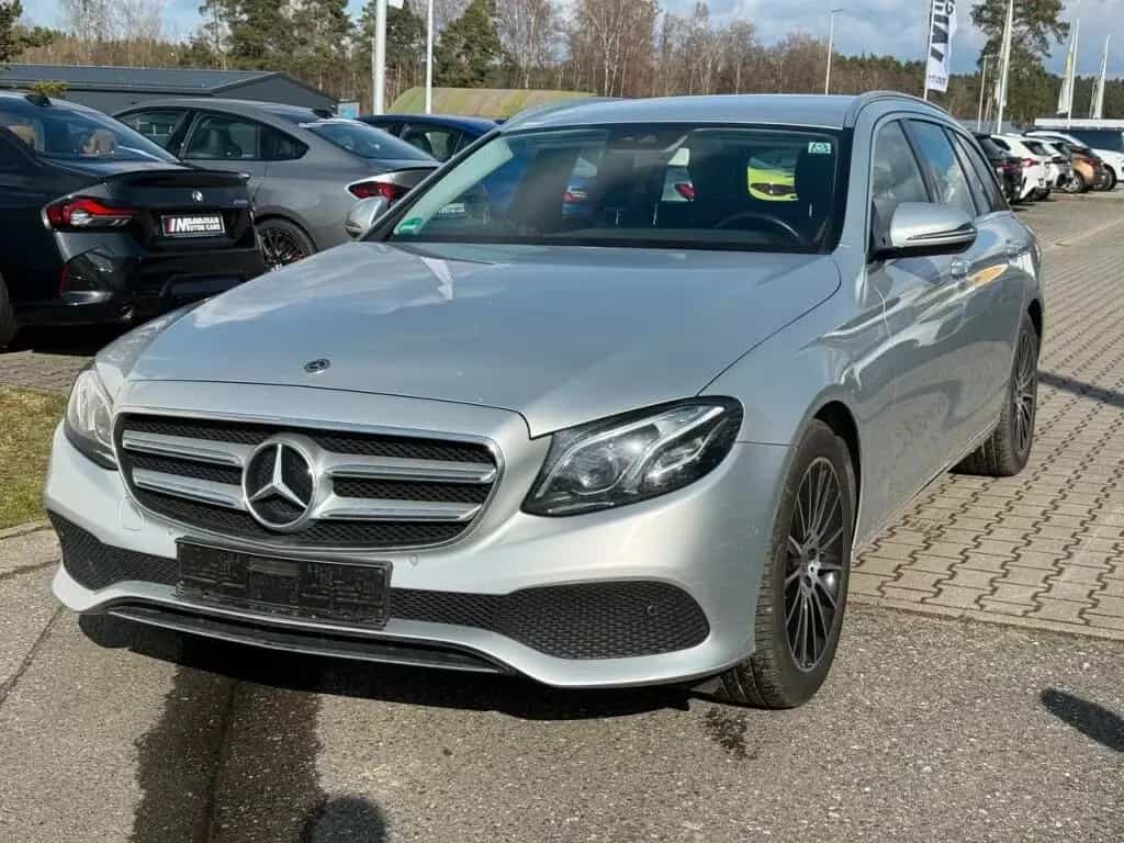 Mercedes-Benz E 350 E T-Modell E 350 d 10/2017-photo-0