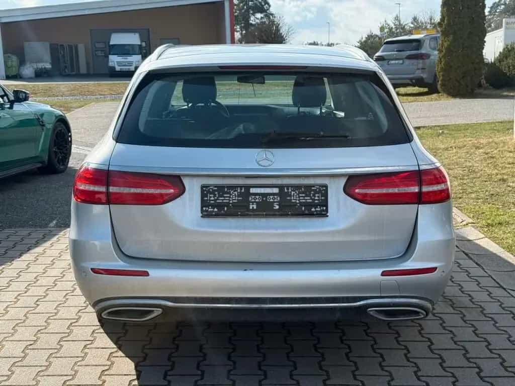 Mercedes-Benz E 350 E T-Modell E 350 d 10/2017-photo-4