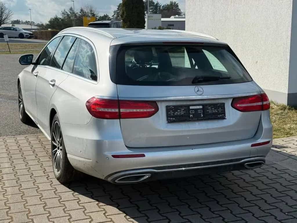 Mercedes-Benz E 350 E T-Modell E 350 d 10/2017-photo-5