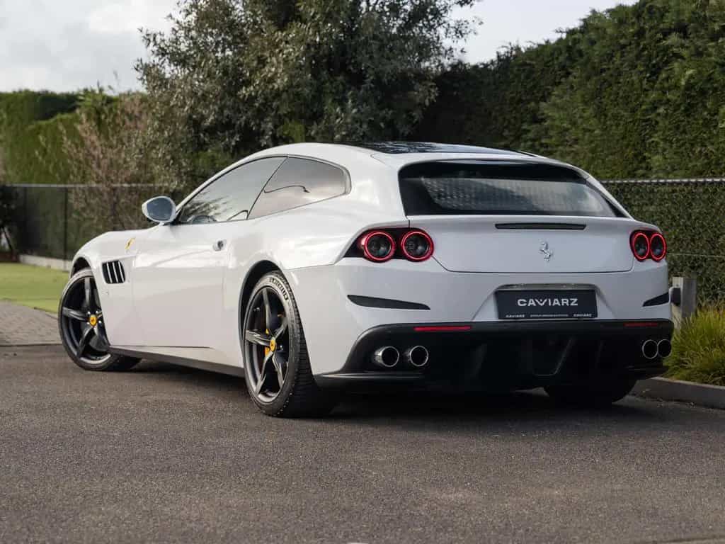 Ferrari GTC4Lusso GTC4 Lusso T/360/ZETEL VERW. VERKOEL/EXH/CARPL/P 02/2021-photo-1