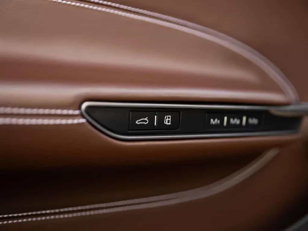 Ferrari GTC4Lusso GTC4 Lusso T/360/ZETEL VERW. VERKOEL/EXH/CARPL/P 02/2021-photo-31