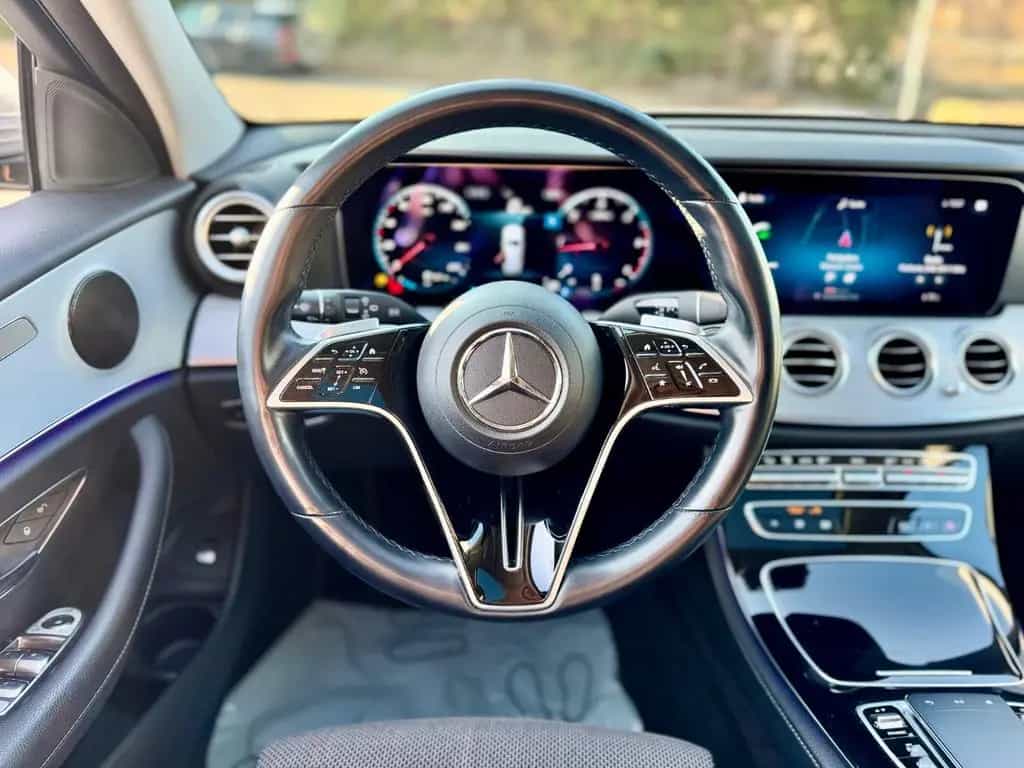 Mercedes-Benz E-Class 220d T/Multi Beam/Widescreen/Schiebedach/ 10/2020-photo-9