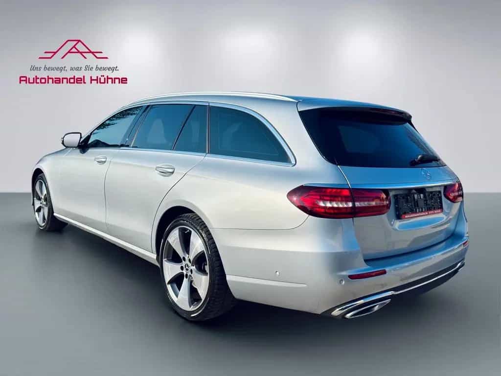 Mercedes-Benz E-Class 220d T/Multi Beam/Widescreen/Schiebedach/ 10/2020-photo-1