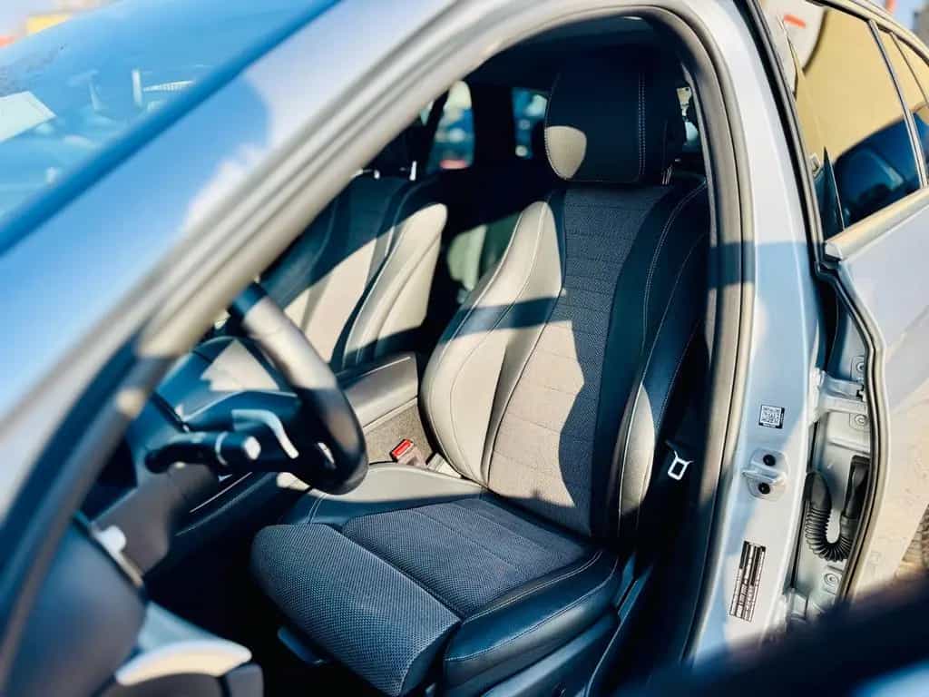 Mercedes-Benz E-Class 220d T/Multi Beam/Widescreen/Schiebedach/ 10/2020-photo-7