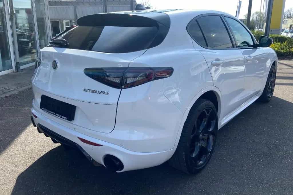 Alfa Romeo Stelvio Tributo Italiano Q4 03/2024-photo-2