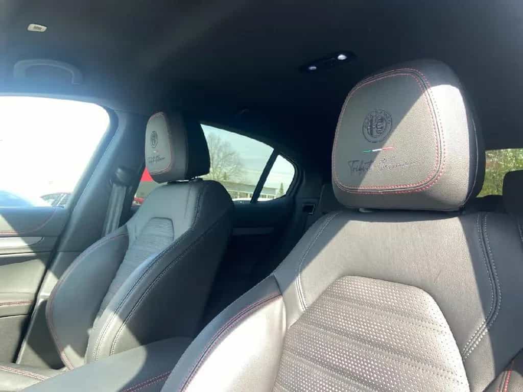 Alfa Romeo Stelvio Tributo Italiano Q4 03/2024-photo-7