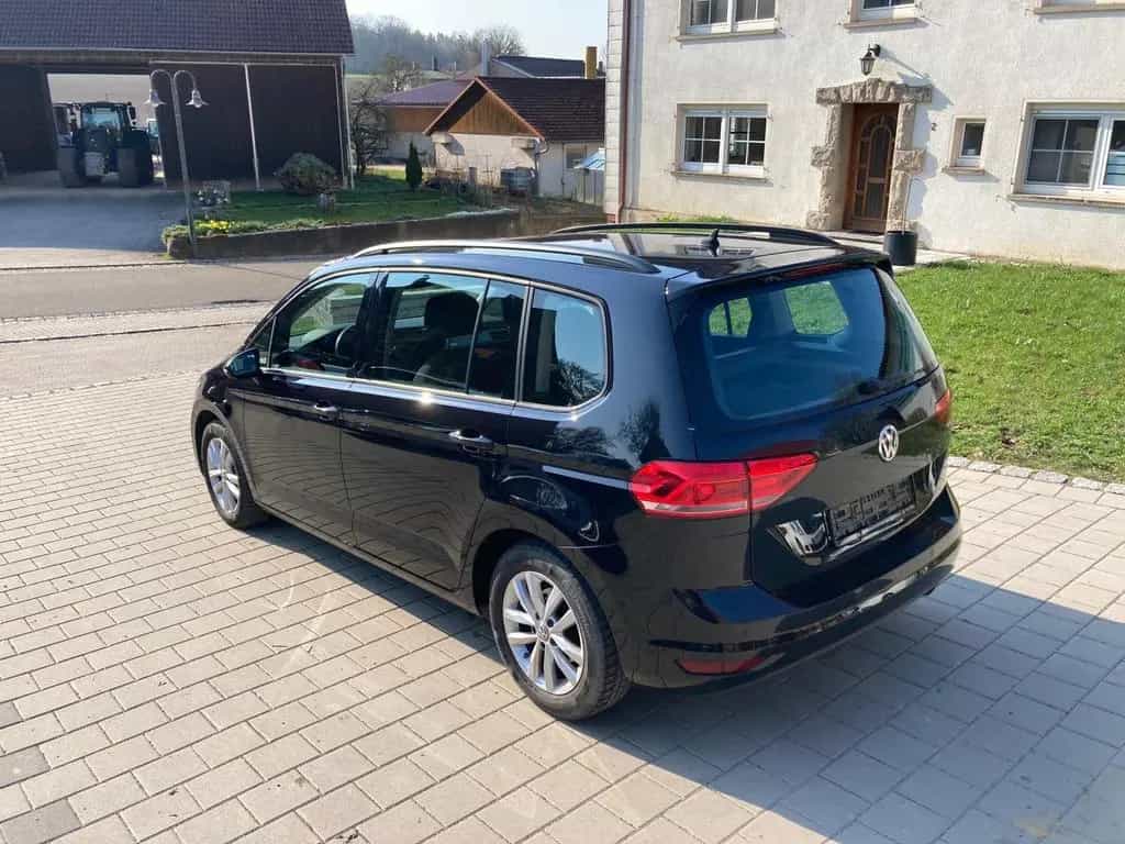 Volkswagen Touran 1.5 TSI ACT OPF DSG*7-Sitzer*LED*Navi*SHZ 05/2019-photo-4