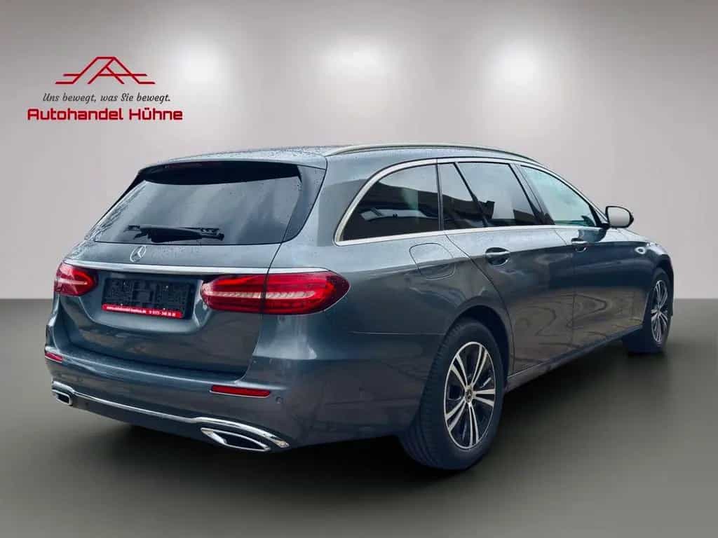 Mercedes-Benz E-Class 200 T-Modell/Airmatic/Pano/AHK/Kamera 04/2022-photo-2