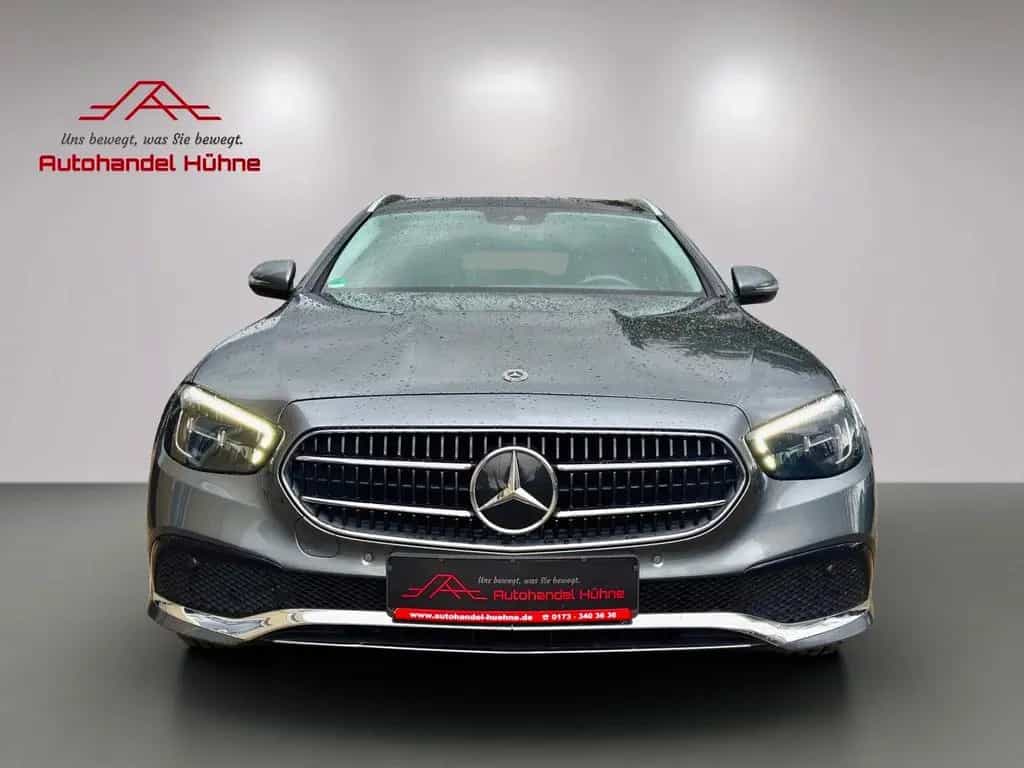 Mercedes-Benz E-Class 200 T-Modell/Airmatic/Pano/AHK/Kamera 04/2022-photo-5