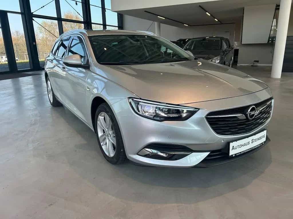 Opel Insignia AUTOMATIK+NAVIGATION+KAMERA+PDC+TEMPOM 04/2018-photo-1
